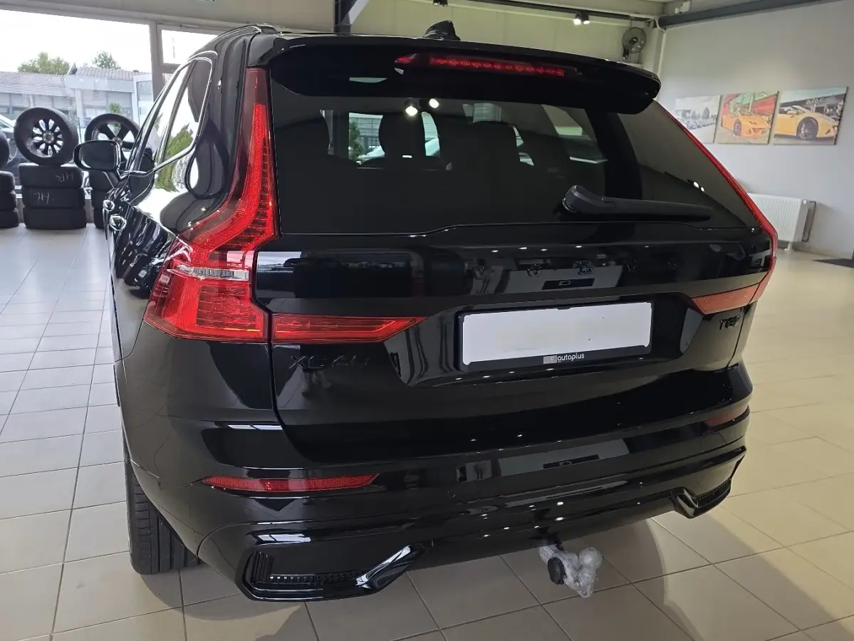 2.0 T8 Plug-in hybrid AWD BLACK EDITION (335kW/455PK) ** PANO, TREKH, ACC, HuD, 21-inch LMV ** 31k onder NP - UNFALLFREI ** ** INFORMEER OOK NAAR ONZE AANTREKKELIJKE FINANCIAL-LEASE TARIEVEN