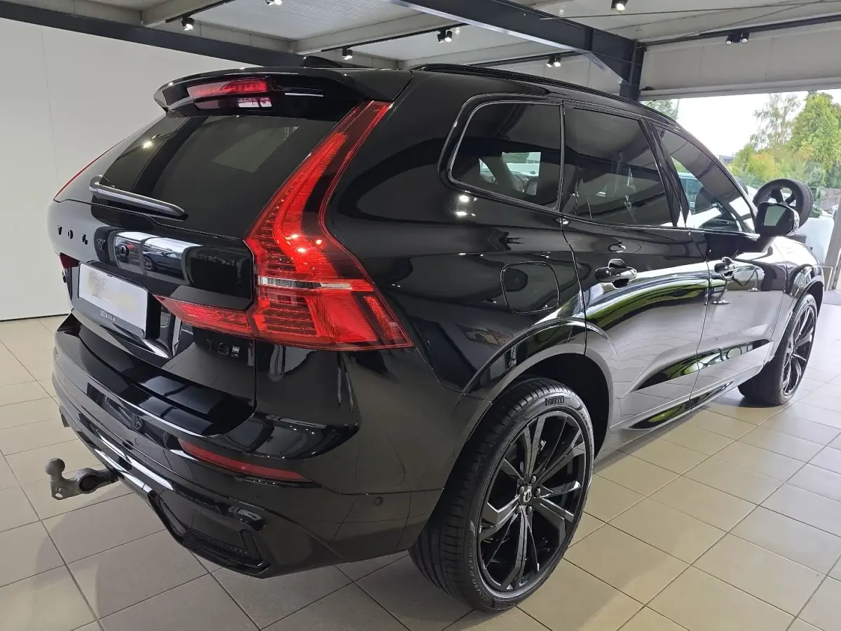 2.0 T8 Plug-in hybrid AWD BLACK EDITION (335kW/455PK) ** PANO, TREKH, ACC, HuD, 21-inch LMV ** 31k onder NP - UNFALLFREI ** ** INFORMEER OOK NAAR ONZE AANTREKKELIJKE FINANCIAL-LEASE TARIEVEN