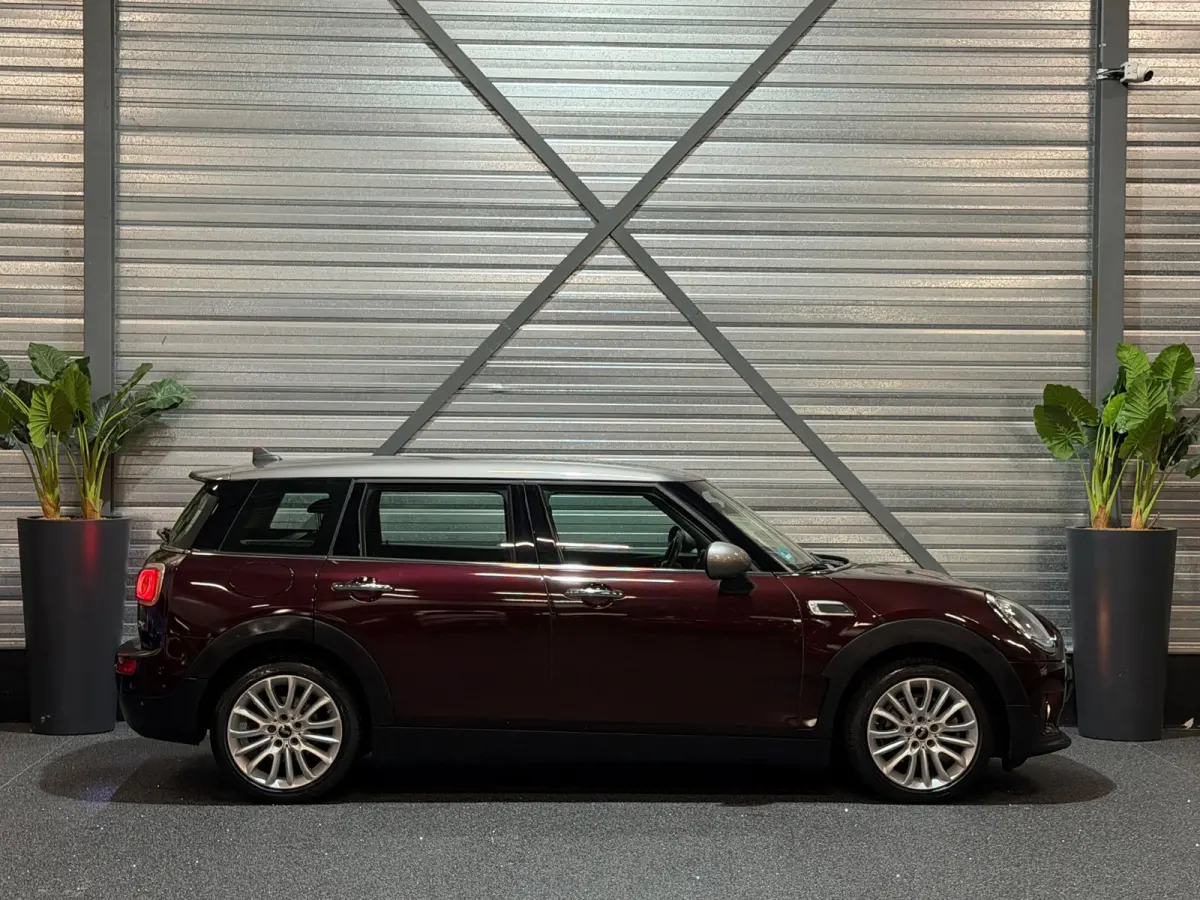 1.5 Cooper Business AIRCO/NAVI/CRUISE/PDC/ISOFIX/MULTIMEDIA/NAP/12-MND-GARANTIE