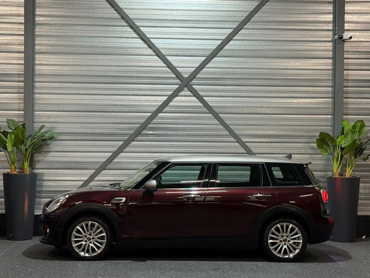 1.5 Cooper Business AIRCO/NAVI/CRUISE/PDC/ISOFIX/MULTIMEDIA/NAP/12-MND-GARANTIE