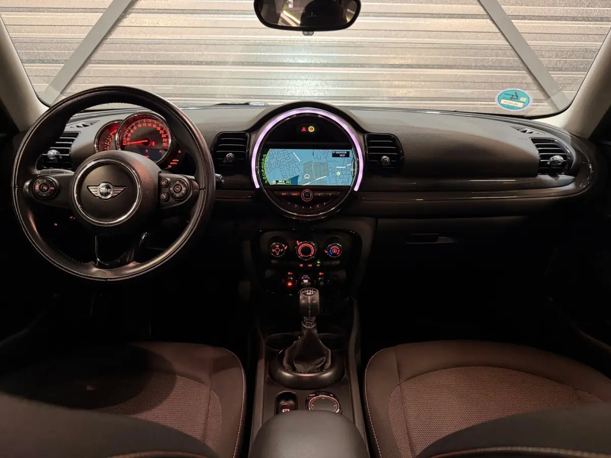 1.5 Cooper Business AIRCO/NAVI/CRUISE/PDC/ISOFIX/MULTIMEDIA/NAP/12-MND-GARANTIE