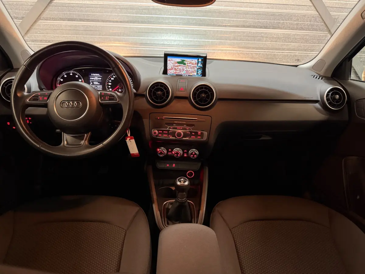 1.0 TFSI AIRCO/NAVI/PDC/MULTIMEDIA/CLIMATE/3-DEURS/APK/12-MND-GARANTIE