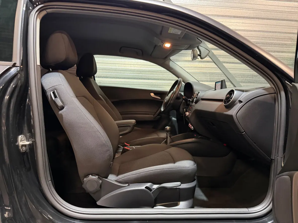 1.0 TFSI AIRCO/NAVI/PDC/MULTIMEDIA/CLIMATE/3-DEURS/APK/12-MND-GARANTIE