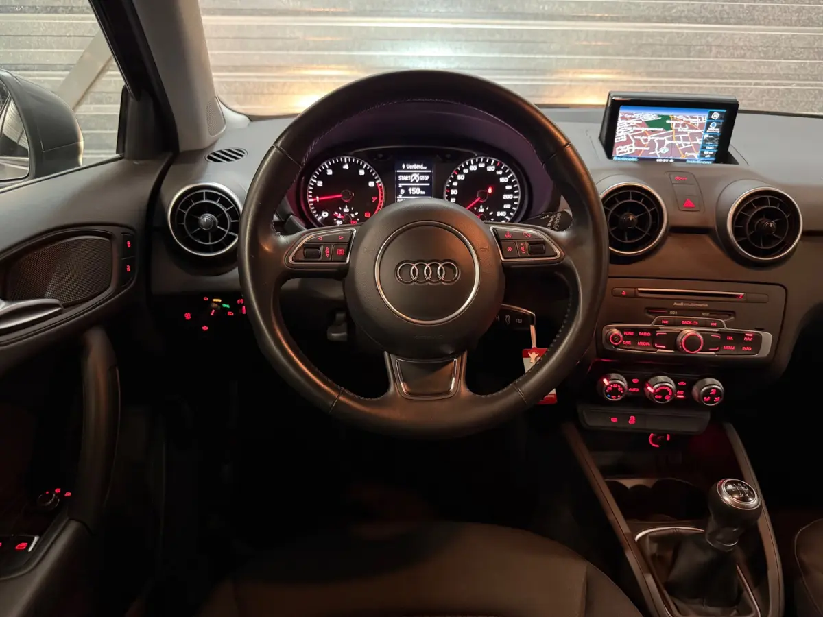 1.0 TFSI AIRCO/NAVI/PDC/MULTIMEDIA/CLIMATE/3-DEURS/APK/12-MND-GARANTIE