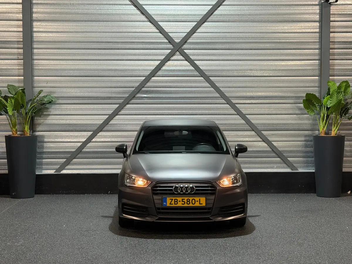 1.0 TFSI AIRCO/NAVI/PDC/MULTIMEDIA/CLIMATE/3-DEURS/APK/12-MND-GARANTIE
