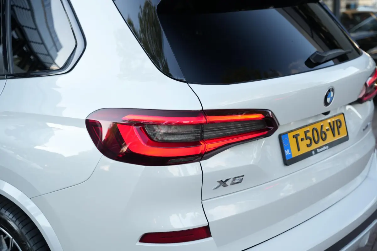 xDrive45e High Executive