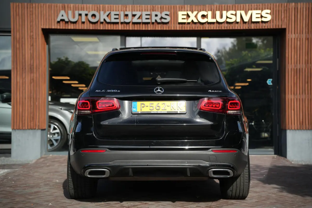 4MATIC Premium Plus