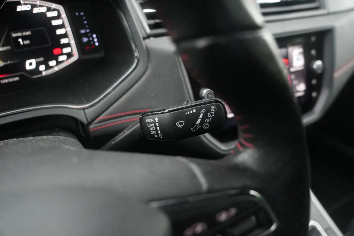 1.0 TSI Xcellence Business Intense