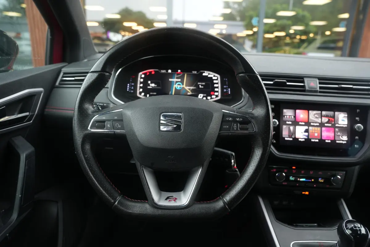 1.0 TSI Xcellence Business Intense