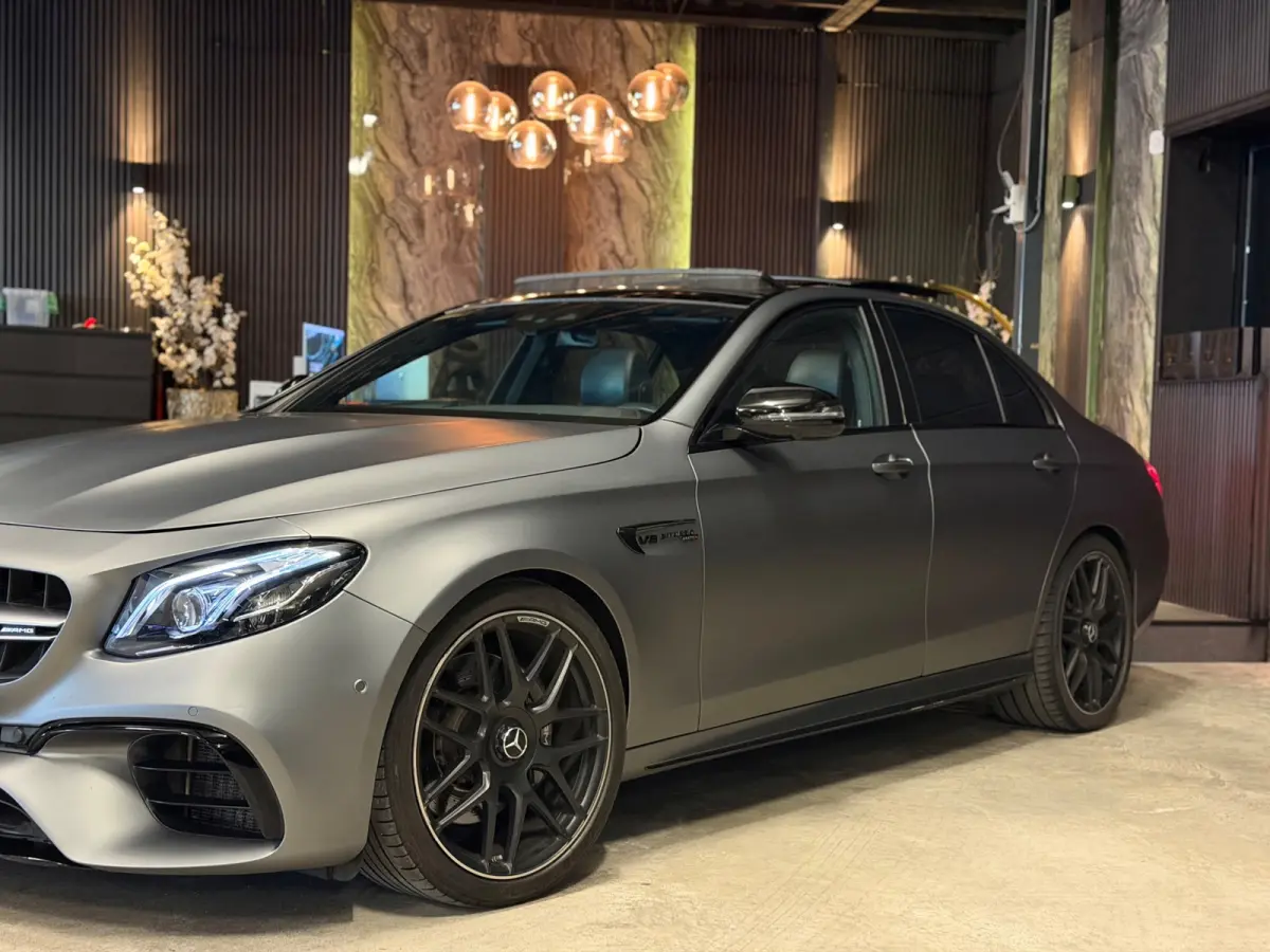 AMG 63 4MATIC Premium|PANO|MEMORY|FULL OPTIONS