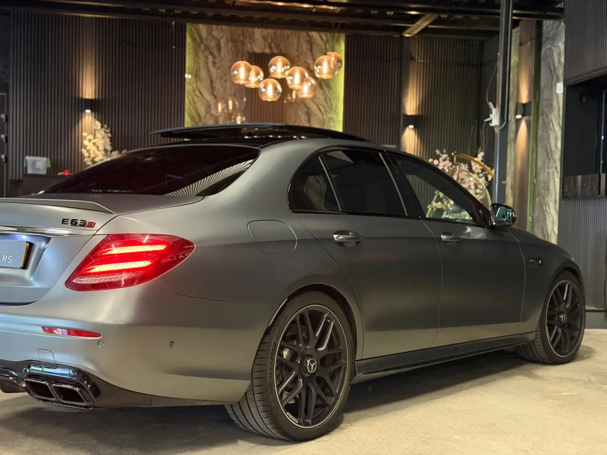 AMG 63 4MATIC Premium|PANO|MEMORY|FULL OPTIONS