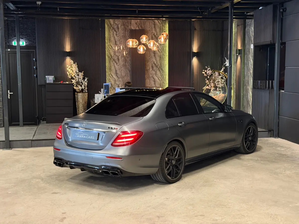 AMG 63 4MATIC Premium|PANO|MEMORY|FULL OPTIONS