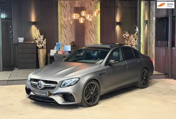 AMG 63 4MATIC Premium|PANO|MEMORY|FULL OPTIONS