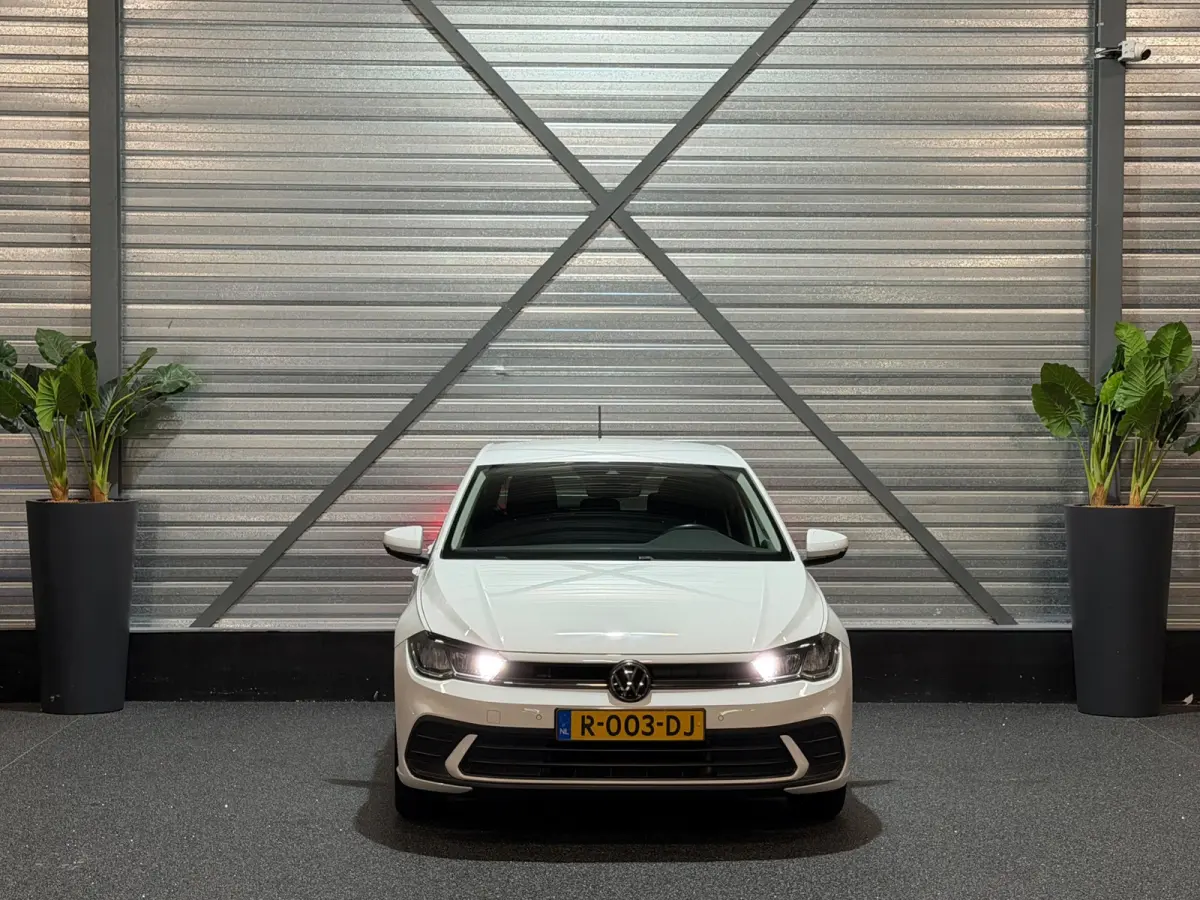 1.0 TSI Life Business DSG/2E-EIG!/VIRTUAL/NAVI/CRUISE/CARPLAY/CLIMATE/PDC/12-MND-GARANTIE