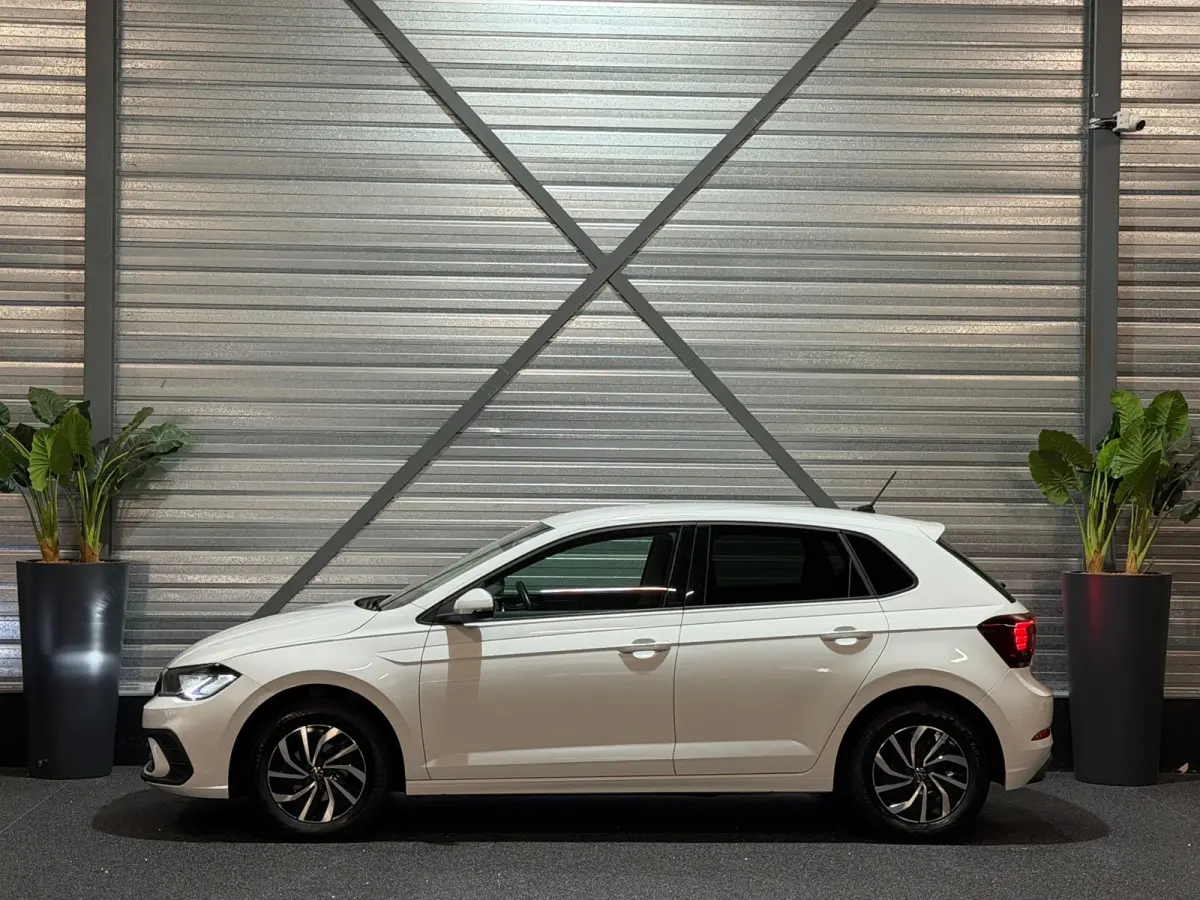 1.0 TSI Life Business DSG/2E-EIG!/VIRTUAL/NAVI/CRUISE/CARPLAY/CLIMATE/PDC/12-MND-GARANTIE