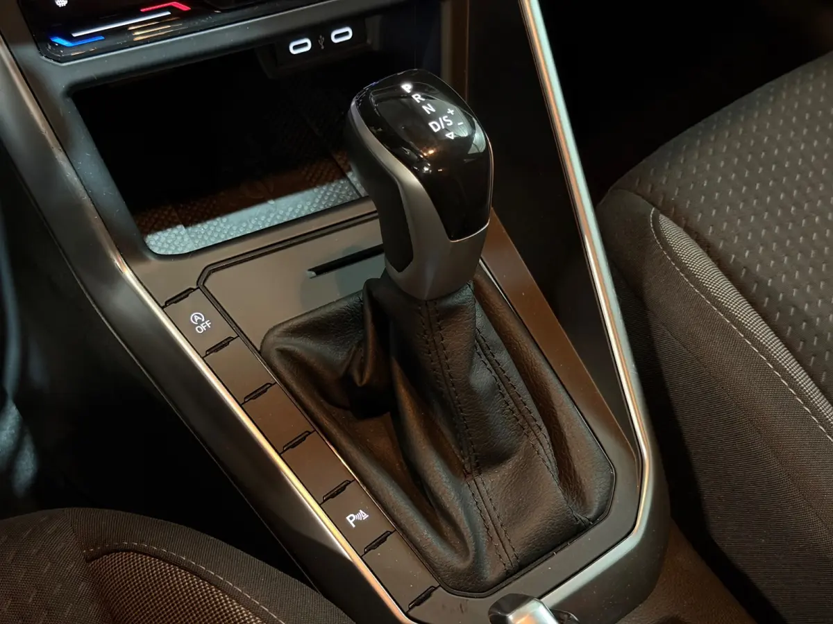 1.0 TSI Life Business DSG/2E-EIG!/VIRTUAL/NAVI/CRUISE/CARPLAY/CLIMATE/PDC/12-MND-GARANTIE