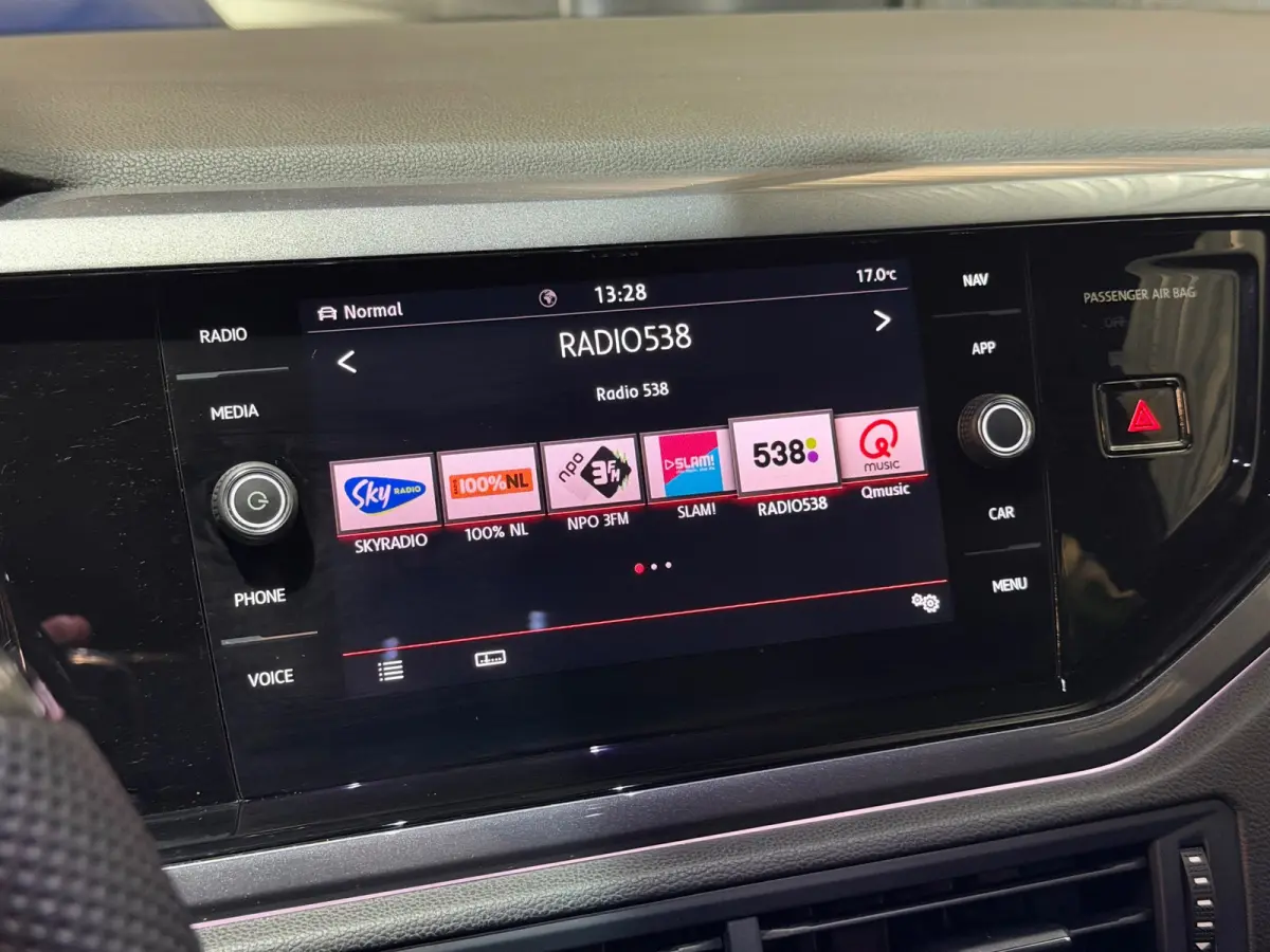 2.0 TSI GTI DSG LED/VIRTUAL/NAVI/CARPLAY/KEYLESS/CRUISE/DCC/PDC/CAMERA/ACC/FRONT-ASSIST/BLIND-SPOT/12-MND-GARANTIE