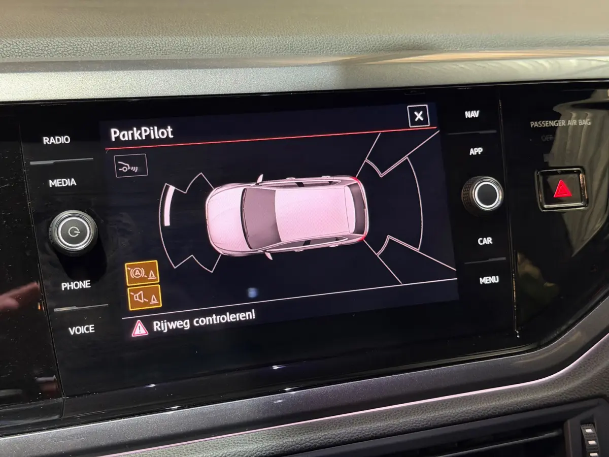 2.0 TSI GTI DSG LED/VIRTUAL/NAVI/CARPLAY/KEYLESS/CRUISE/DCC/PDC/CAMERA/ACC/FRONT-ASSIST/BLIND-SPOT/12-MND-GARANTIE