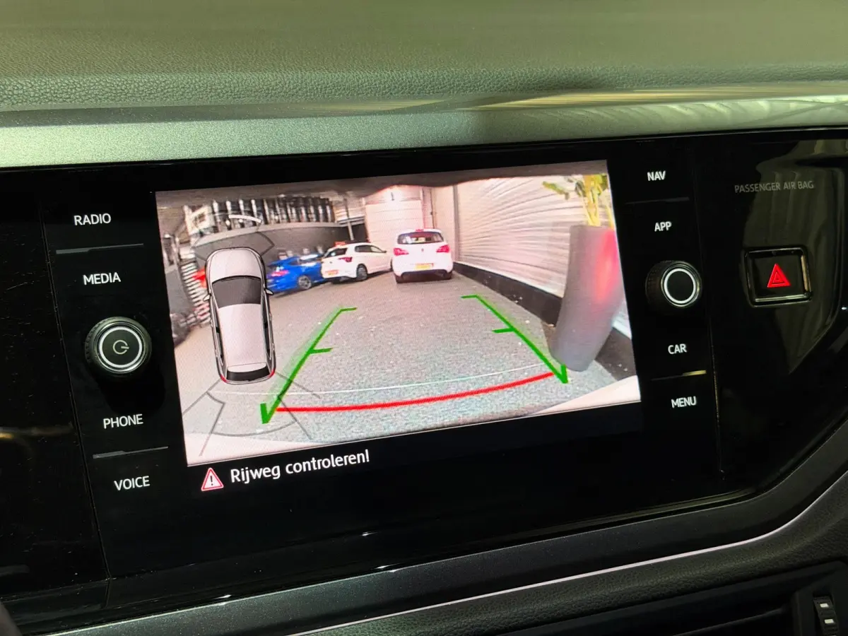 2.0 TSI GTI DSG LED/VIRTUAL/NAVI/CARPLAY/KEYLESS/CRUISE/DCC/PDC/CAMERA/ACC/FRONT-ASSIST/BLIND-SPOT/12-MND-GARANTIE