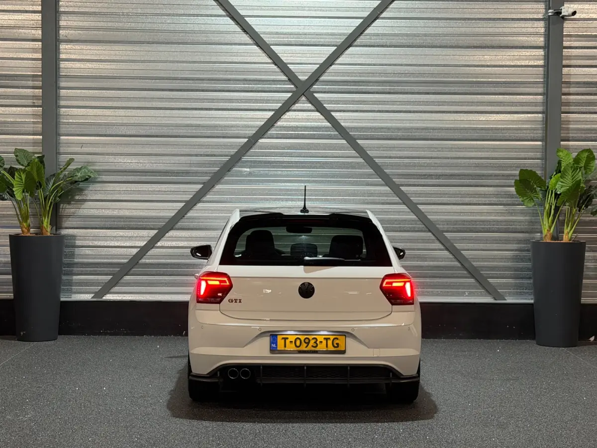 2.0 TSI GTI DSG LED/VIRTUAL/NAVI/CARPLAY/KEYLESS/CRUISE/DCC/PDC/CAMERA/ACC/FRONT-ASSIST/BLIND-SPOT/12-MND-GARANTIE