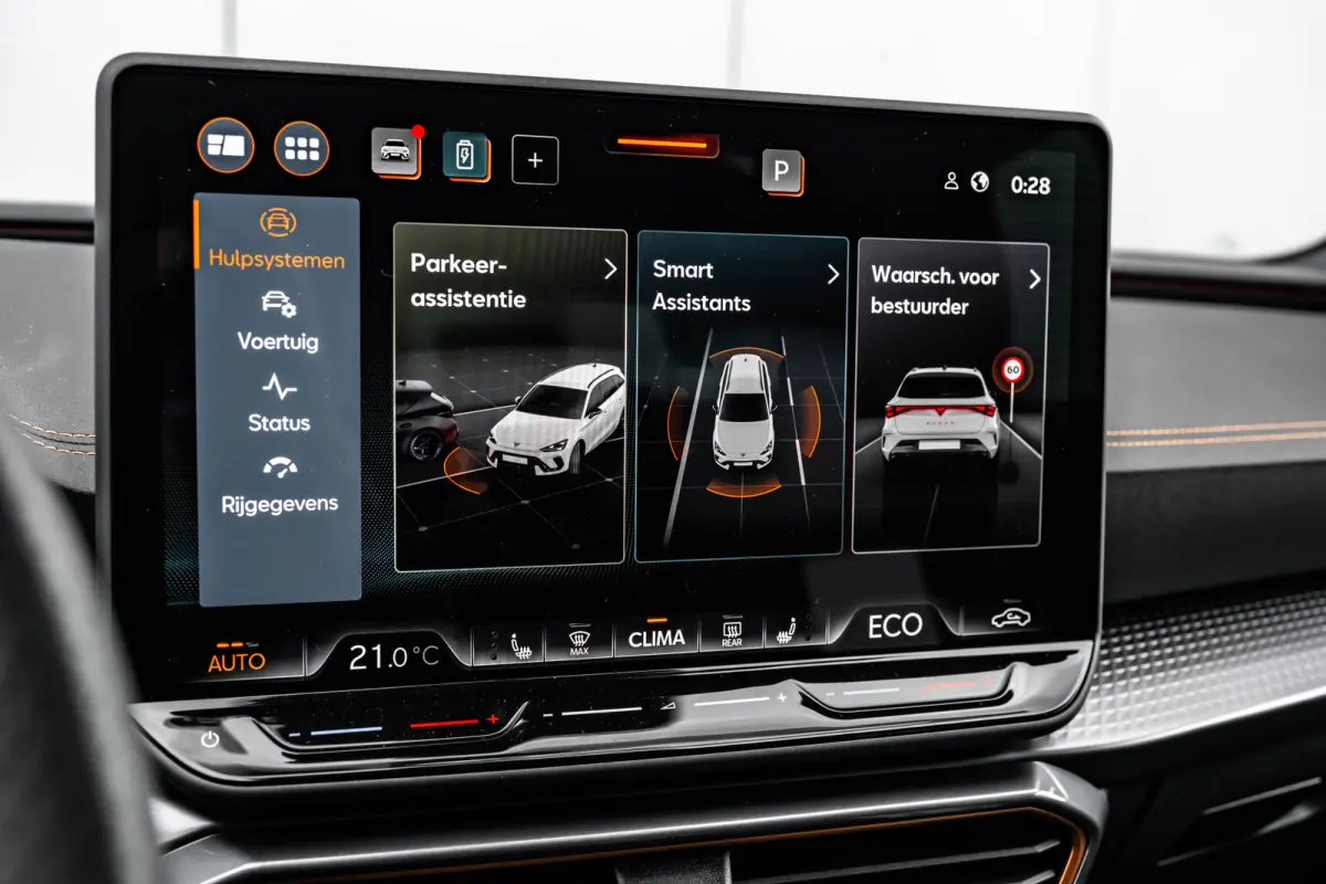 Business | Achteruitrijcamera | Digitaal instrumentenpaneel (Virtual Cockpit) | Draadloze Apple CarPlay™, Android Auto™