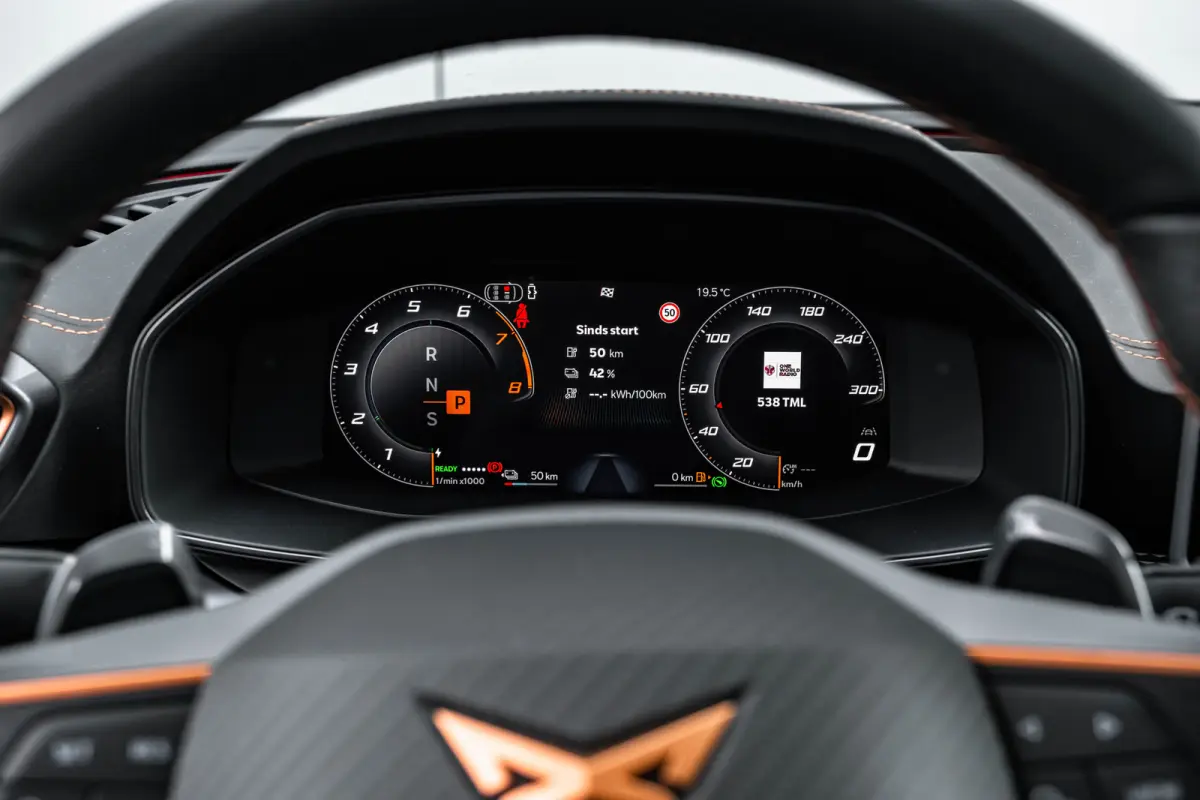 Business | Achteruitrijcamera | Digitaal instrumentenpaneel (Virtual Cockpit) | Draadloze Apple CarPlay™, Android Auto™