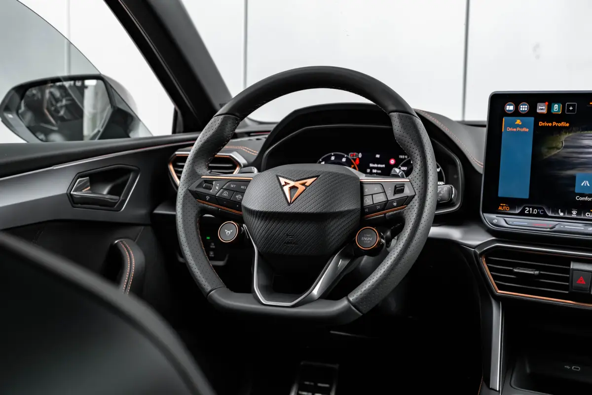 Business | Achteruitrijcamera | Digitaal instrumentenpaneel (Virtual Cockpit) | Draadloze Apple CarPlay™, Android Auto™