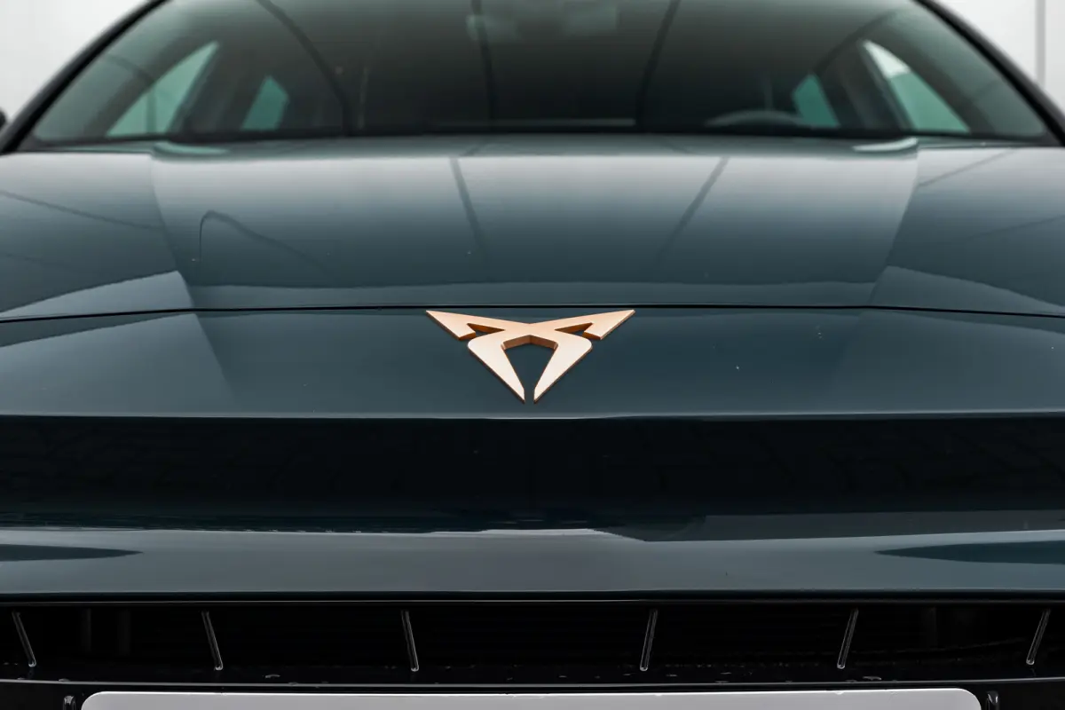 Business | Achteruitrijcamera | Digitaal instrumentenpaneel (Virtual Cockpit) | Draadloze Apple CarPlay™, Android Auto™
