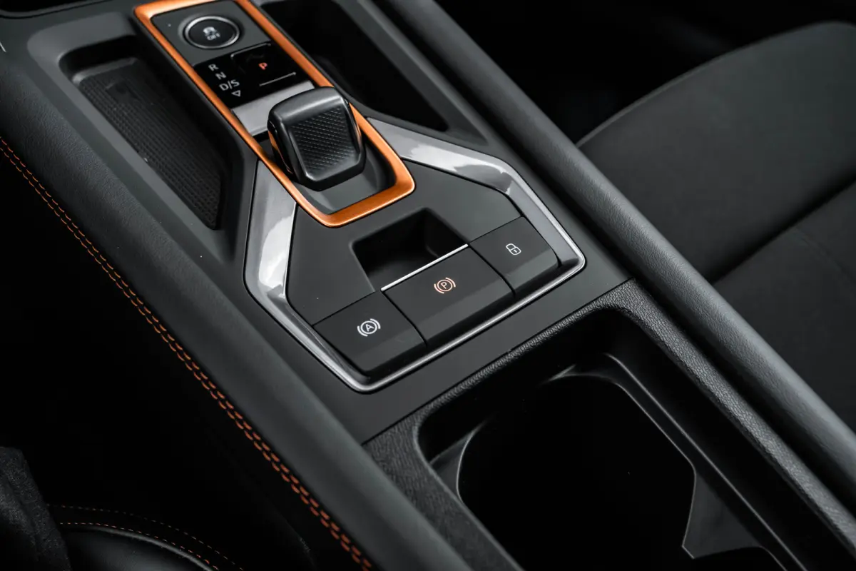 Business | Achteruitrijcamera | Digitaal instrumentenpaneel (Virtual Cockpit) | Draadloze Apple CarPlay™, Android Auto™