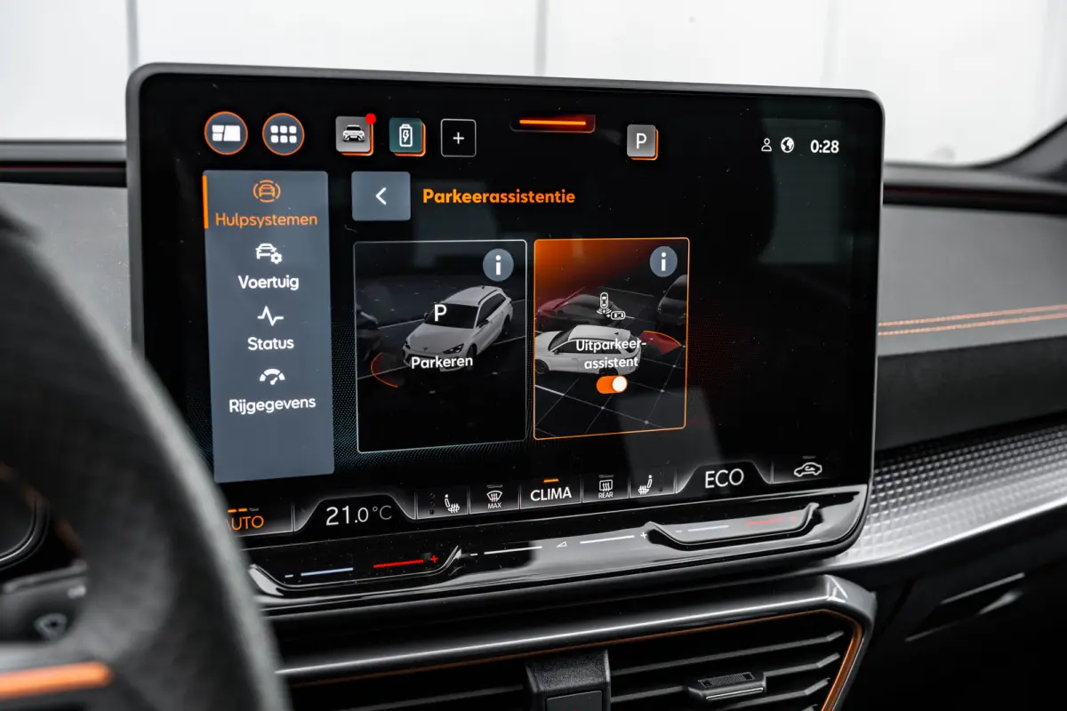 Business | Achteruitrijcamera | Digitaal instrumentenpaneel (Virtual Cockpit) | Draadloze Apple CarPlay™, Android Auto™