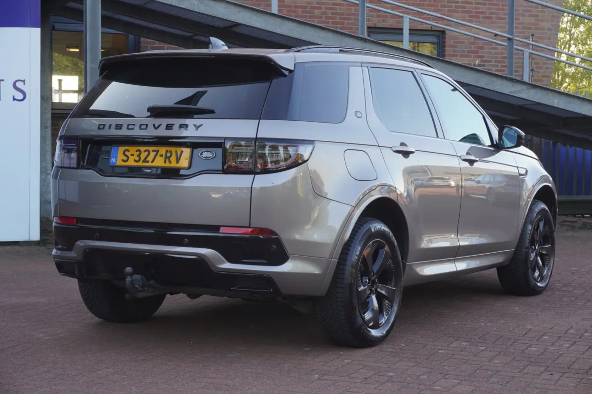 P300e 1.5 R-Dynamic SE SOH91%Led+Vol-leder+Navigatie+Camera+Stoel&stuur-verw = ORIG/NL = ZEER NETJES !!