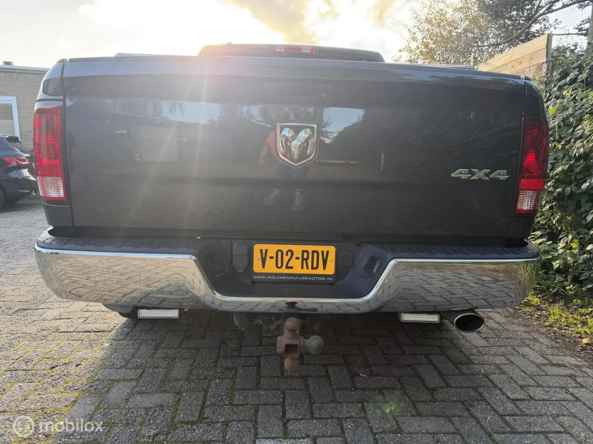 1500 3.6 V6 Quad Cab 6'4, 4X4, 6 persoons, LPG G3.