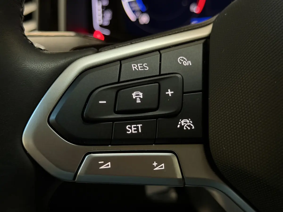 1.0 TSI Style|IQ.Light|Camera|ACC|Trekhaak Afneembaar|Carplay|Stoelverwarming