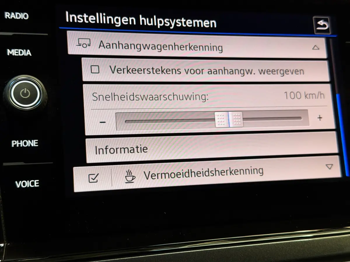 1.0 TSI Style|IQ.Light|Camera|ACC|Trekhaak Afneembaar|Carplay|Stoelverwarming
