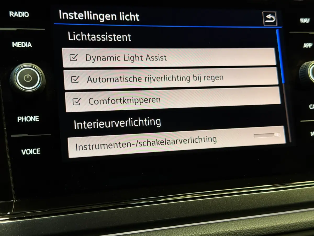 1.0 TSI Style|IQ.Light|Camera|ACC|Trekhaak Afneembaar|Carplay|Stoelverwarming