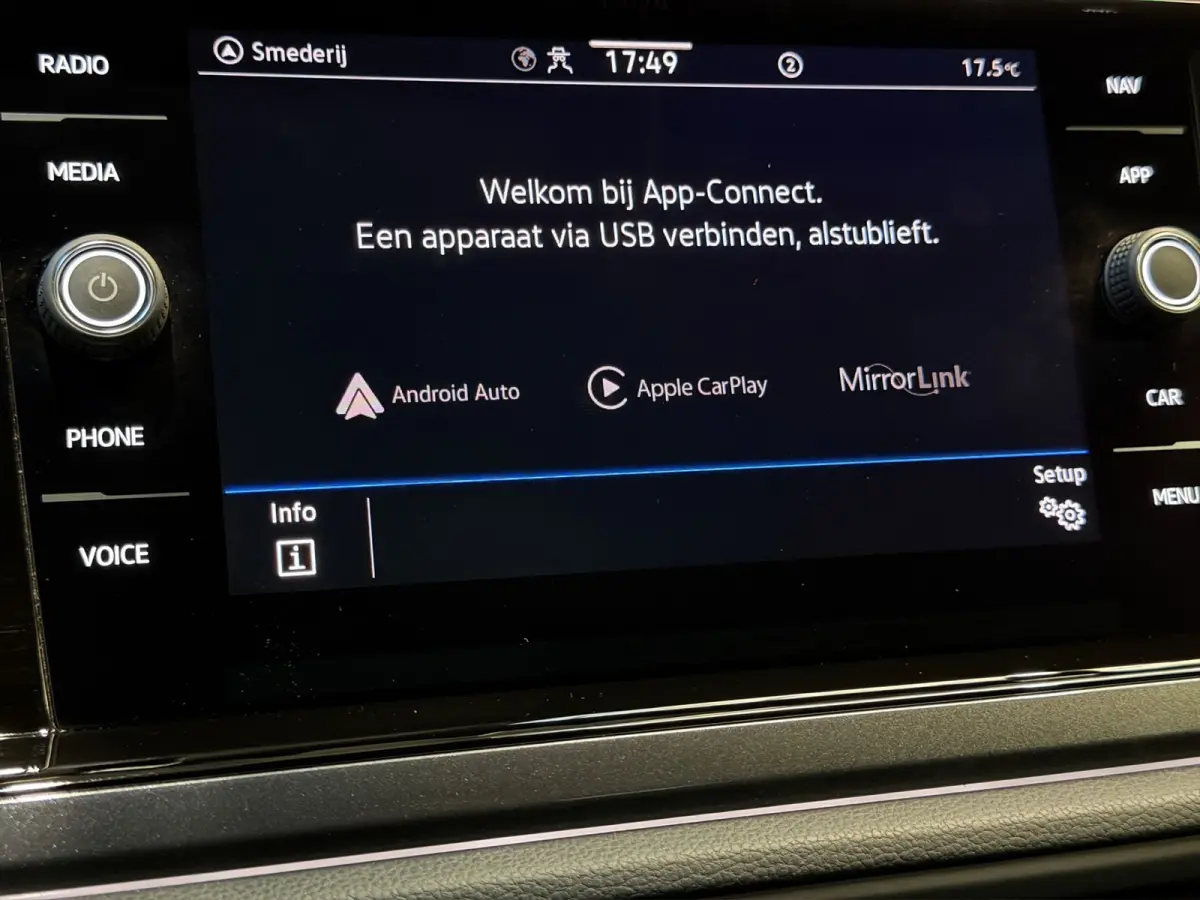 1.0 TSI Style|IQ.Light|Camera|ACC|Trekhaak Afneembaar|Carplay|Stoelverwarming