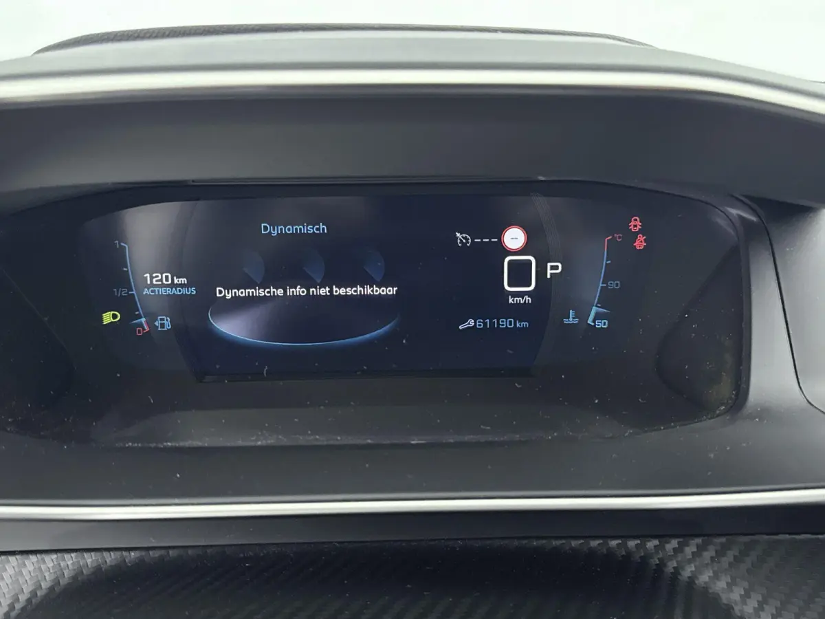 1.2 100pk Allure Pack | Automaat | Camera | Climate control | Lichtmetalen velgen | Apple CarPlay / Android Auto |