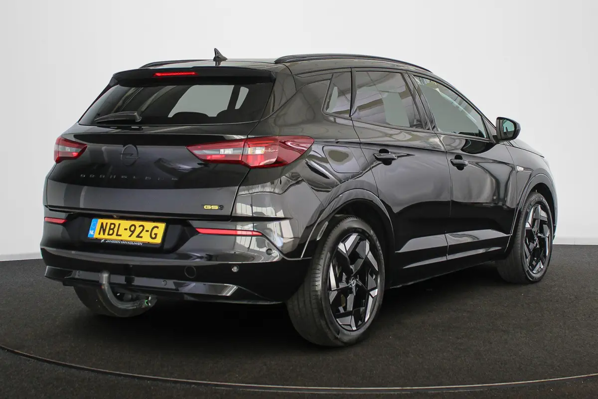 1.6 Turbo Plug-In Hybrid 4x4 GSe 300PK Trekhaak Stuur-Stoelverwarming Keyless Camera