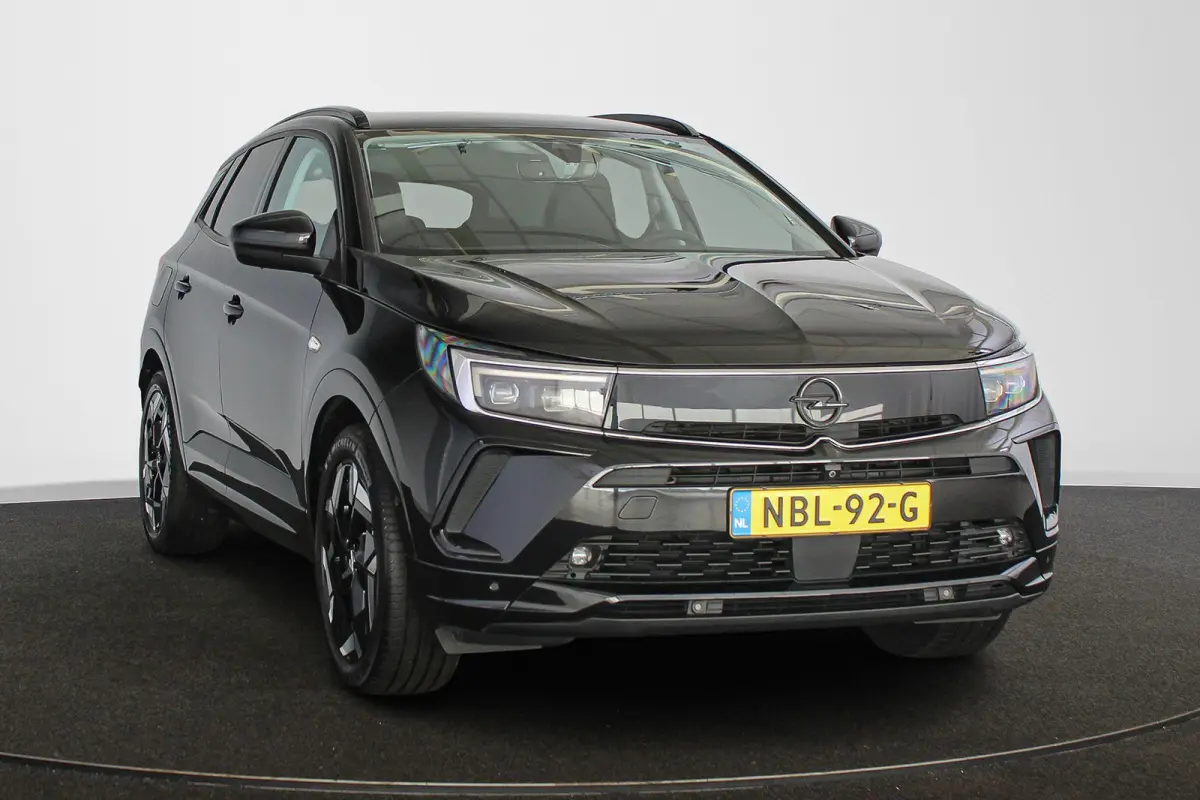 1.6 Turbo Plug-In Hybrid 4x4 GSe 300PK Trekhaak Stuur-Stoelverwarming Keyless Camera