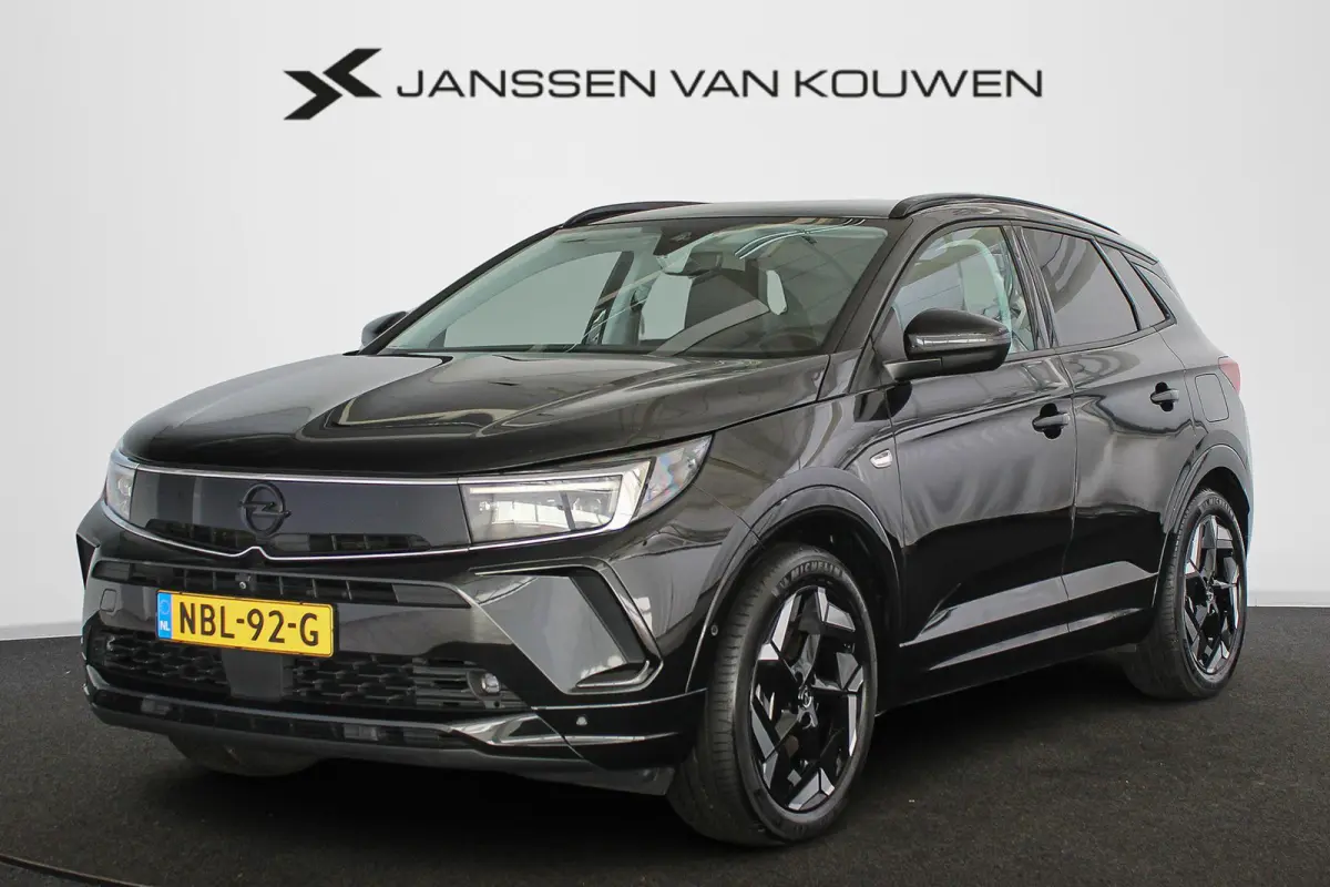 1.6 Turbo Plug-In Hybrid 4x4 GSe 300PK Trekhaak Stuur-Stoelverwarming Keyless Camera