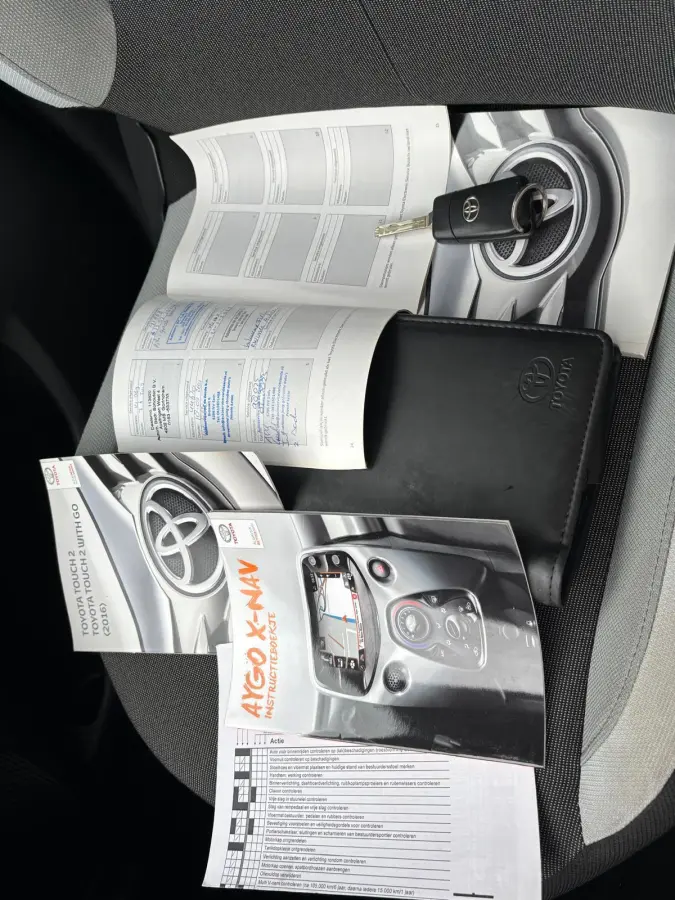 1.0 VVT-i x-play
