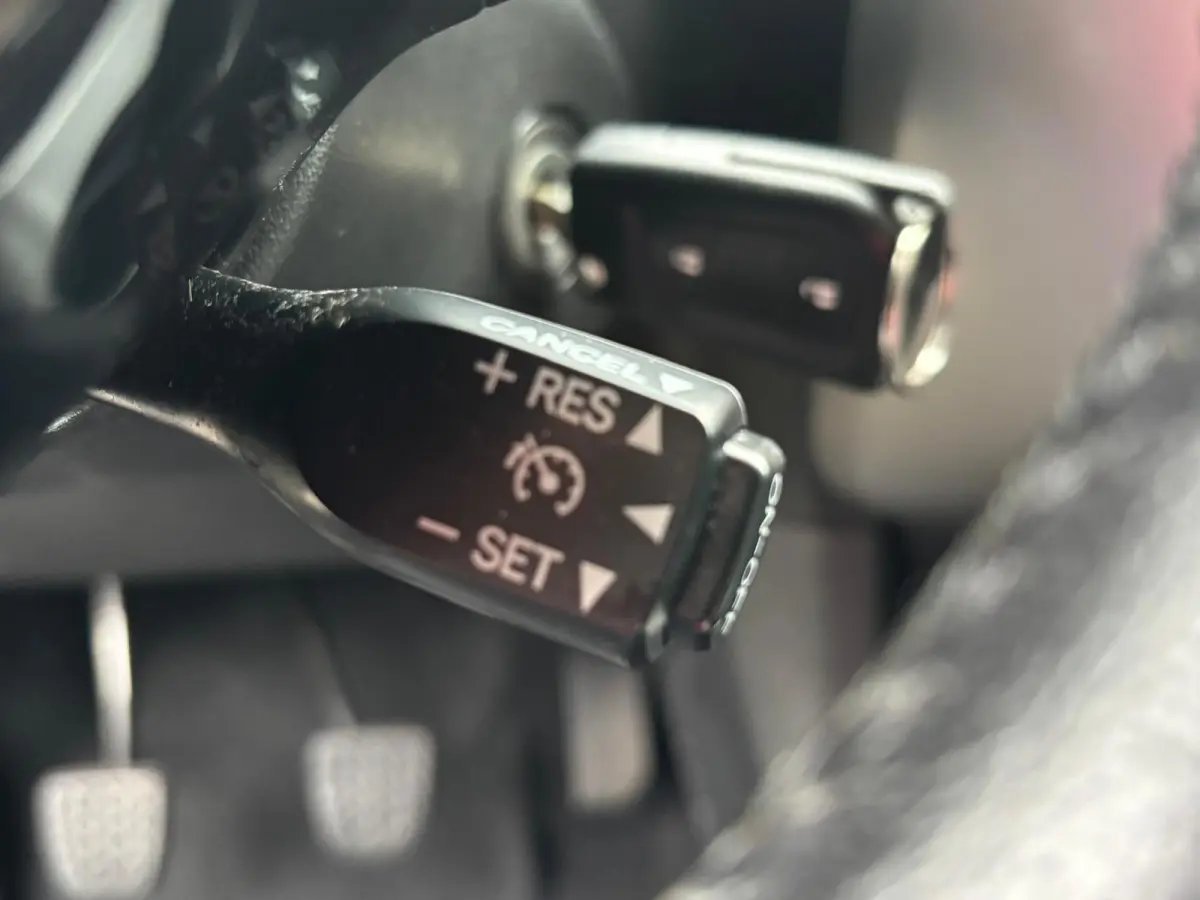 1.0 VVT-i x-play