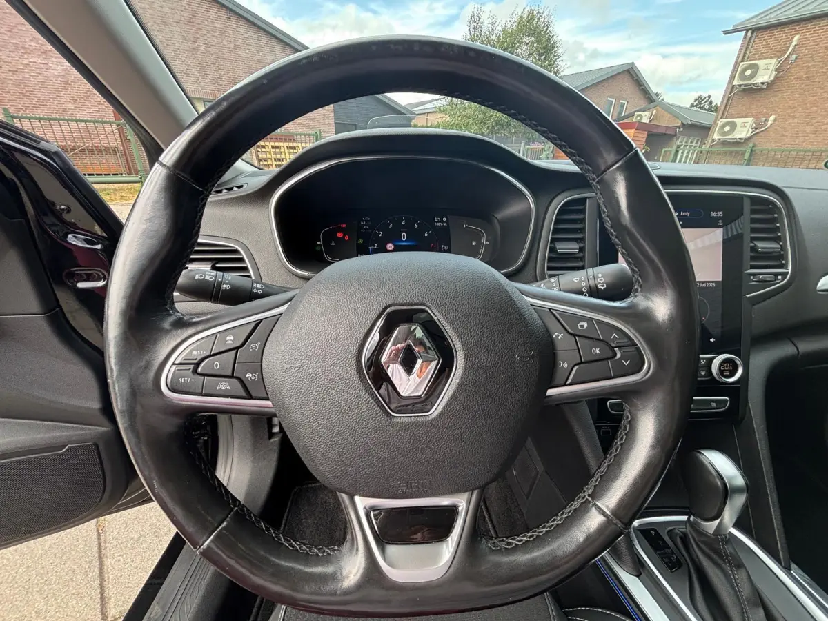 1.3 TCe Intens| AUTOMAAT|TREKHAAK|PANO-DAK|GROOT scherm|Half-Leder