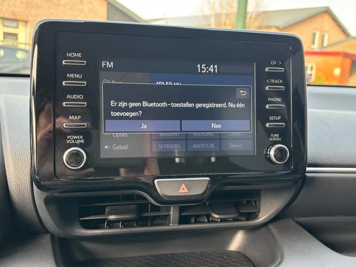 1.5 VVT-i Business Plus