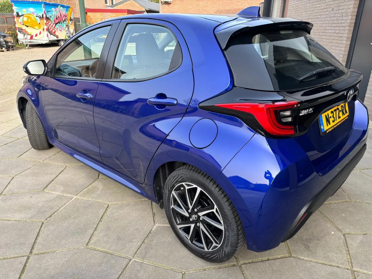 1.5 VVT-i Business Plus