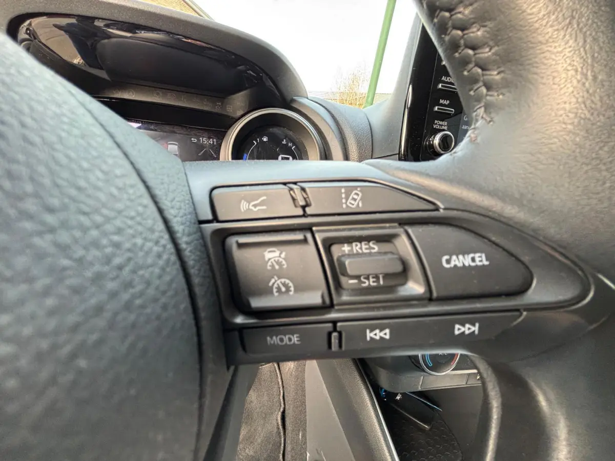 1.5 VVT-i Business Plus