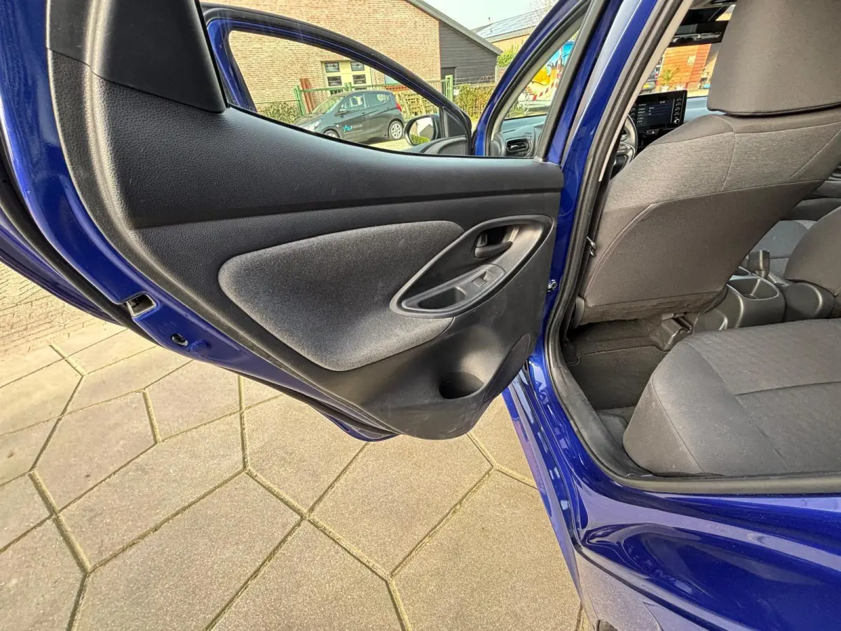 1.5 VVT-i Business Plus