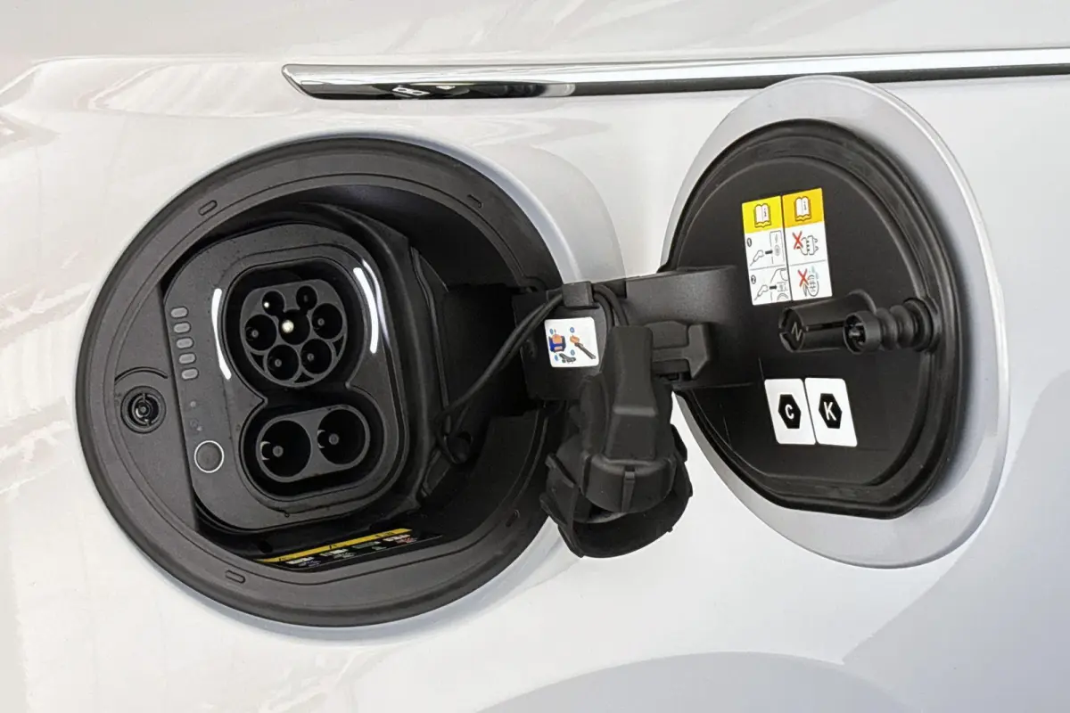 La Prima 42 kWh Cabrio Leder Stoelverwarming JBL Camera 17"