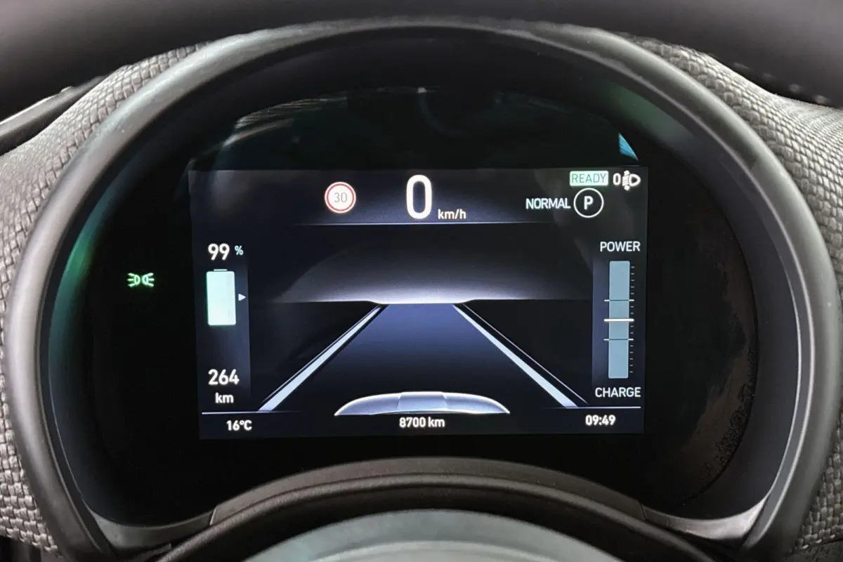 La Prima 42 kWh Cabrio Leder Stoelverwarming JBL Camera 17"