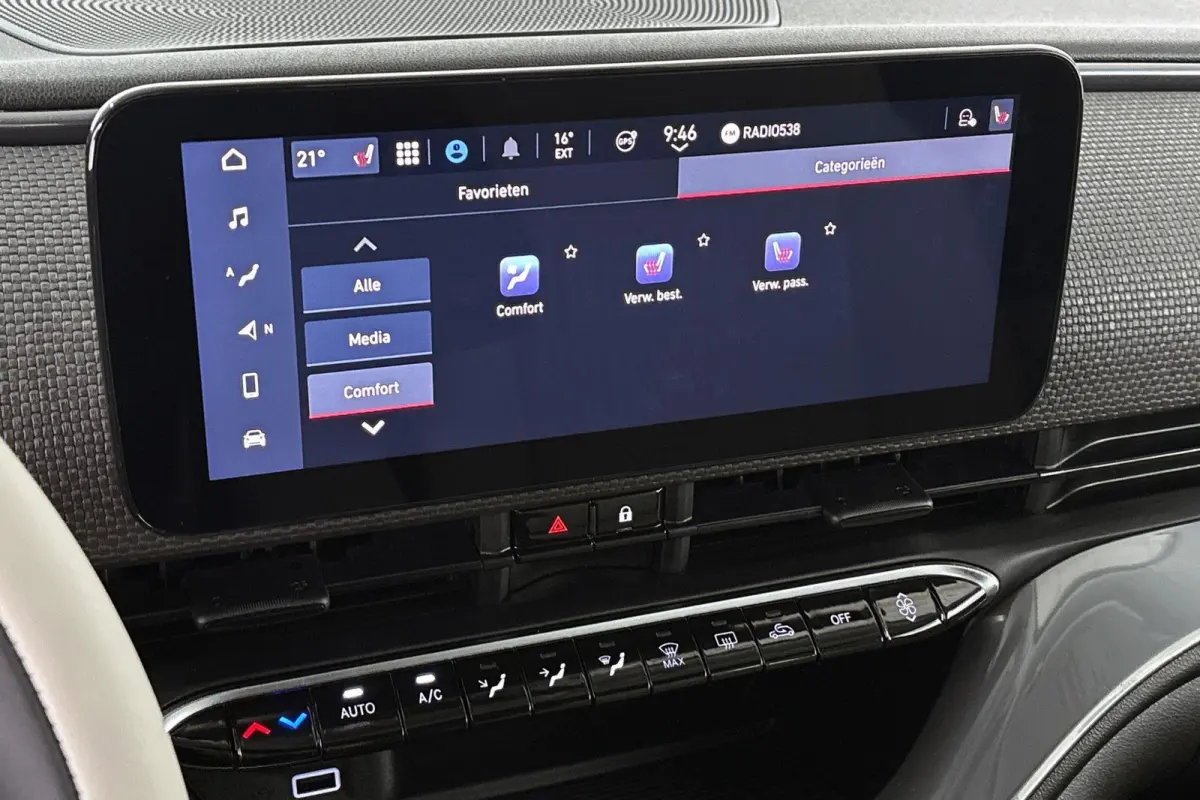 La Prima 42 kWh Cabrio Leder Stoelverwarming JBL Camera 17"